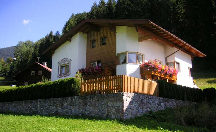 Familie Walter Spiss See im Paznauntal Tirol Österreich